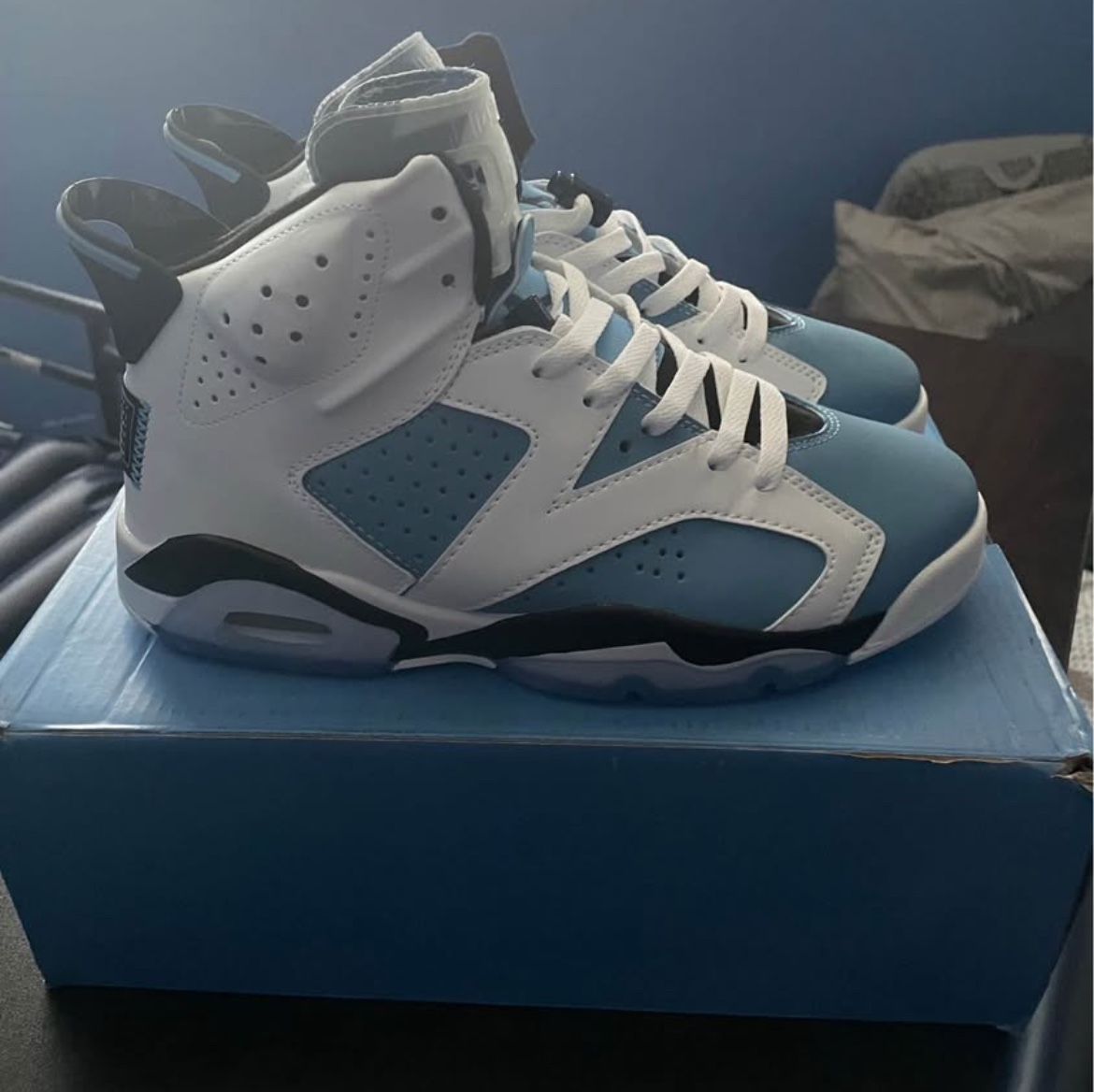 Retro 6s UNC
