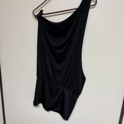 CA. ONE SHOULDER. LARGE CUT OUT DOWN SIDE. SHORT. SIZE SMALL. 