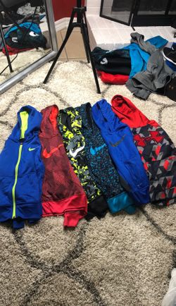 Boys medium UA and Nike dry fit hoodies