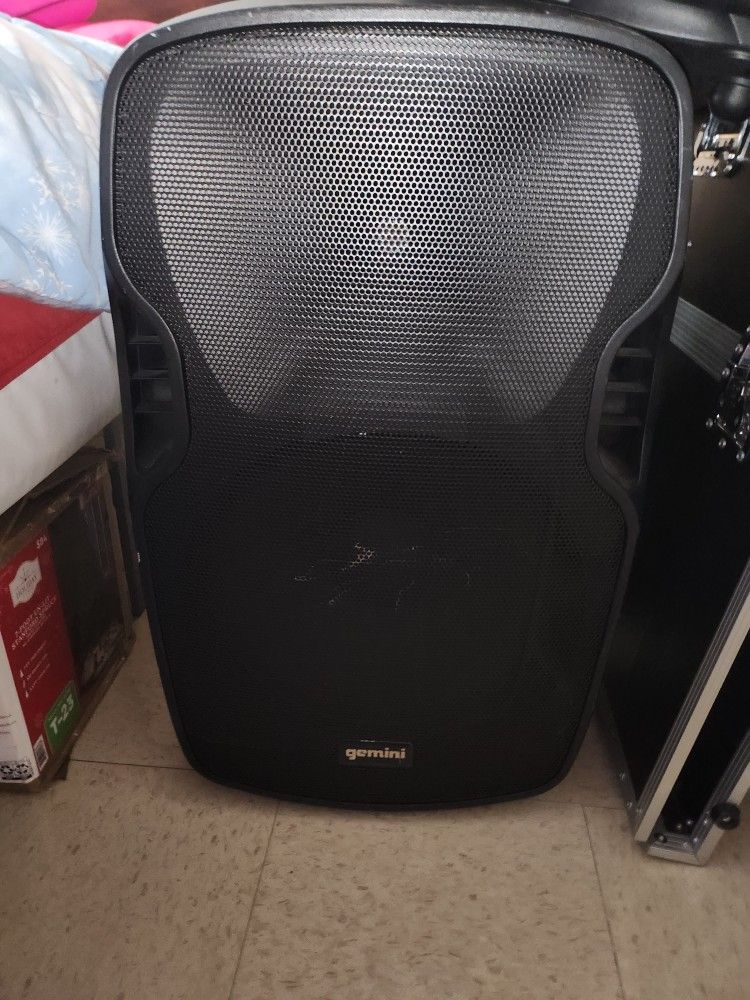 PA System In Great Shape/w Stands Wires