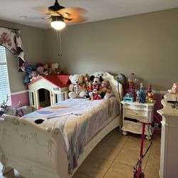 Disney Complete Bedroom Set