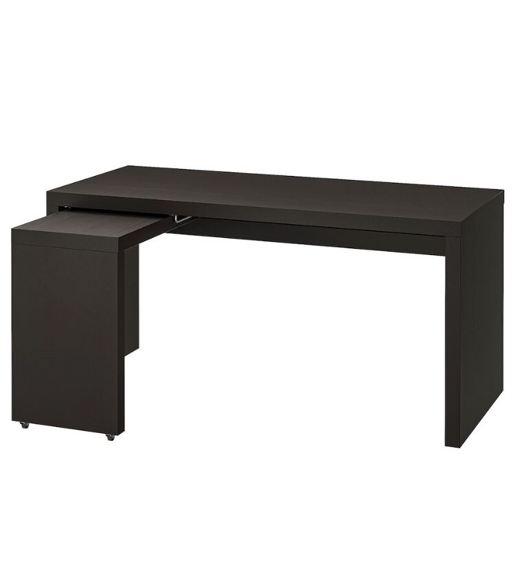 Desk With Pull Out Panel
