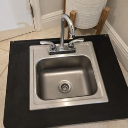 Sink Small 15×15