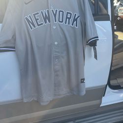 N Y Jersey Size 2X And L