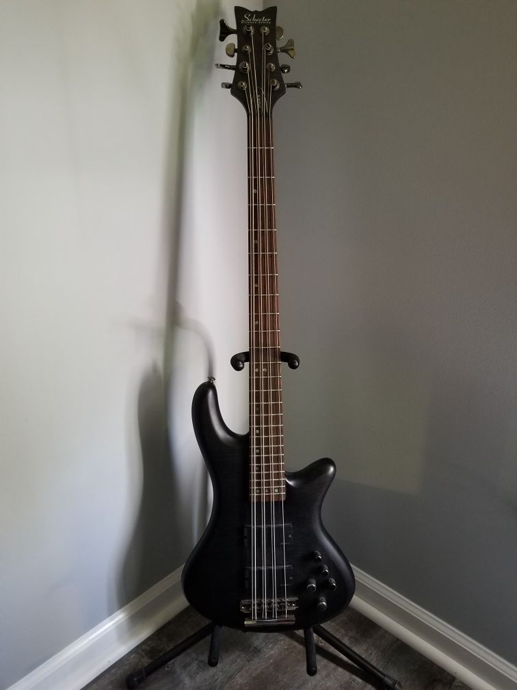 Schecter Studio-8 Black Bass Guitar