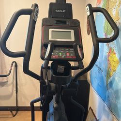 Sole Fitness E35 Elliptical Trainer 
