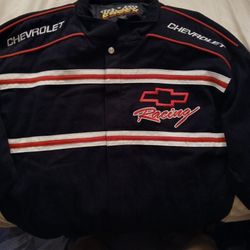Vintage Essex Chevrolet Racing Pit Jacket - Size Medium 
​Why it works: