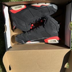 RETRO JORDAN INFARED 6s SIZE 5Y