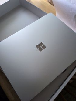 Microsoft surface 13