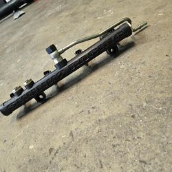 Kseries Skunk2 Fuel rail clean parts