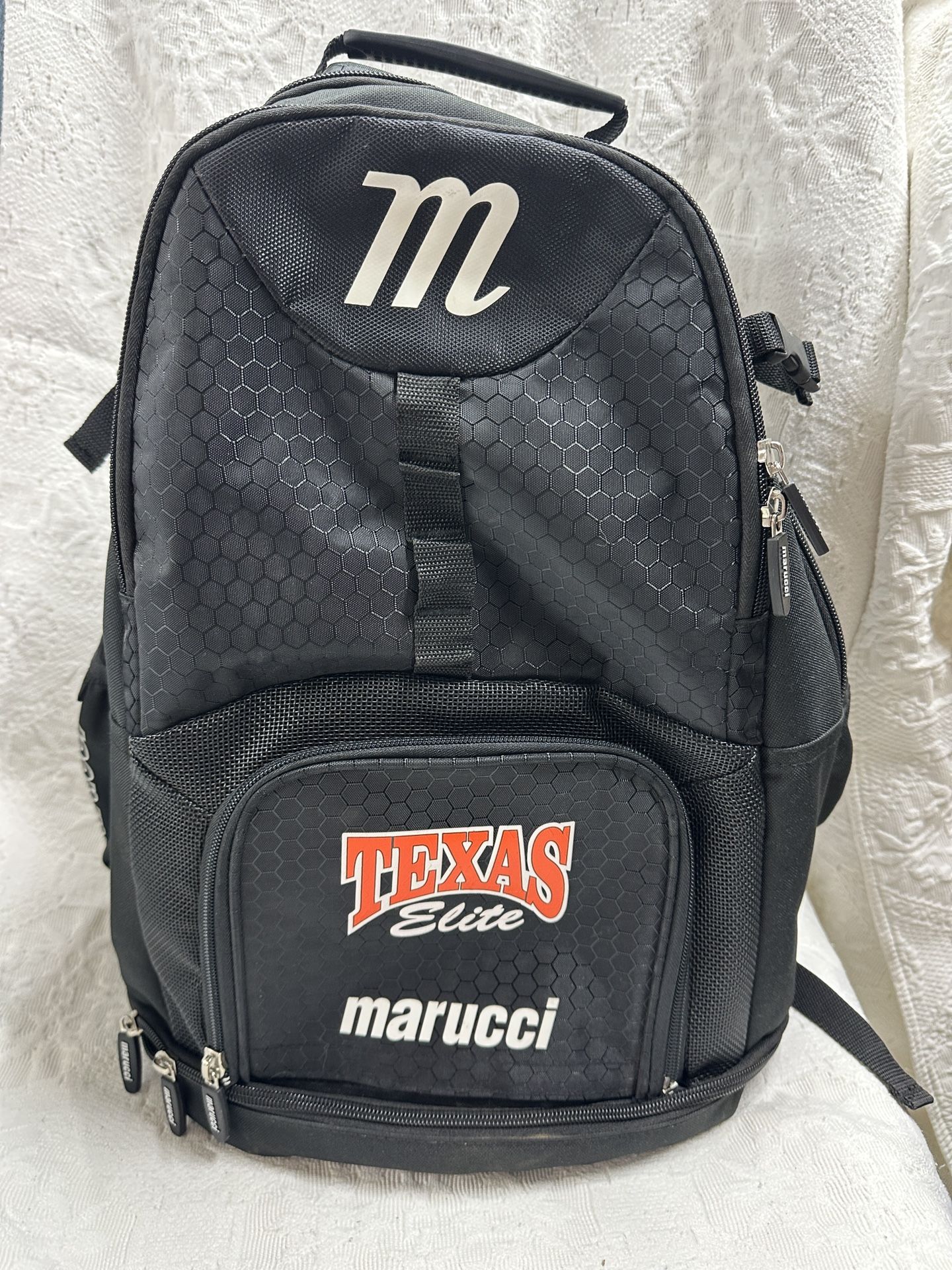 Marucci 2020 F5 Black Bat Pack Baseball Bat Backpack 21" tall 14" wide 8" deep
