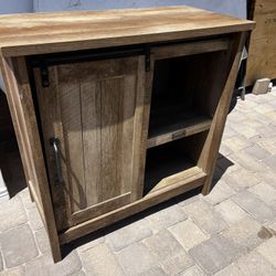 Cabinet With Sliding Door 