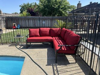 In-stock patio furniture in Dallas (we finance and deliver)