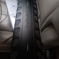 3000 watt 16v Audiopipe 