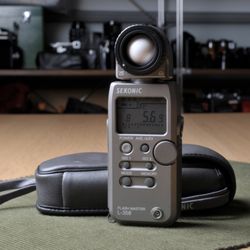 Sekonic L-358 Incident Light Meter