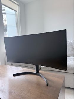 LG Ultrawide Monitor 34 inch Like new