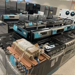 Electric Range Stove Oven - Clean & Ready