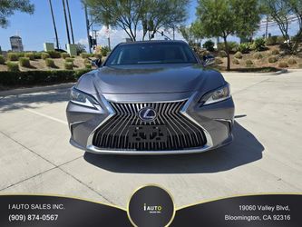 2019 Lexus ES