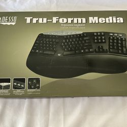 Adesso Tru-Form Contoured Ergonomic Keyboard PCK-208B New Open Box