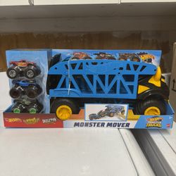 Hot Wheels - Monster Trucks Transport Truck / Toy