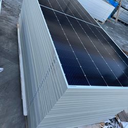 Solar Panel 580W Q.PEAK DUO XL-G11.3/BFG 580W Dimension: 95.1 in × 44.7 in × 1.38 in Weight 75.8 lbs (Price For Each)