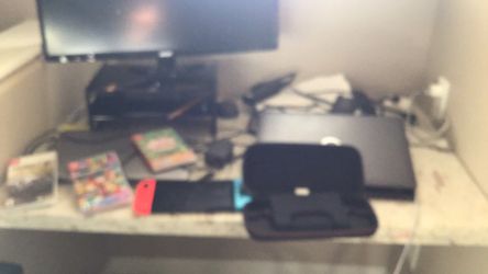 Nintendo switch olded comes with games