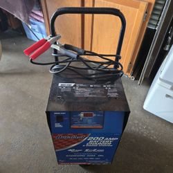 Duralast Battery Charger