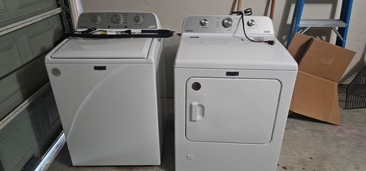 Maytag washer / gas dryer