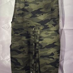 Kids Overalls Size Medium 7/9.  3 dollars.
