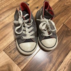 Converse All Star Size 7 Toddler