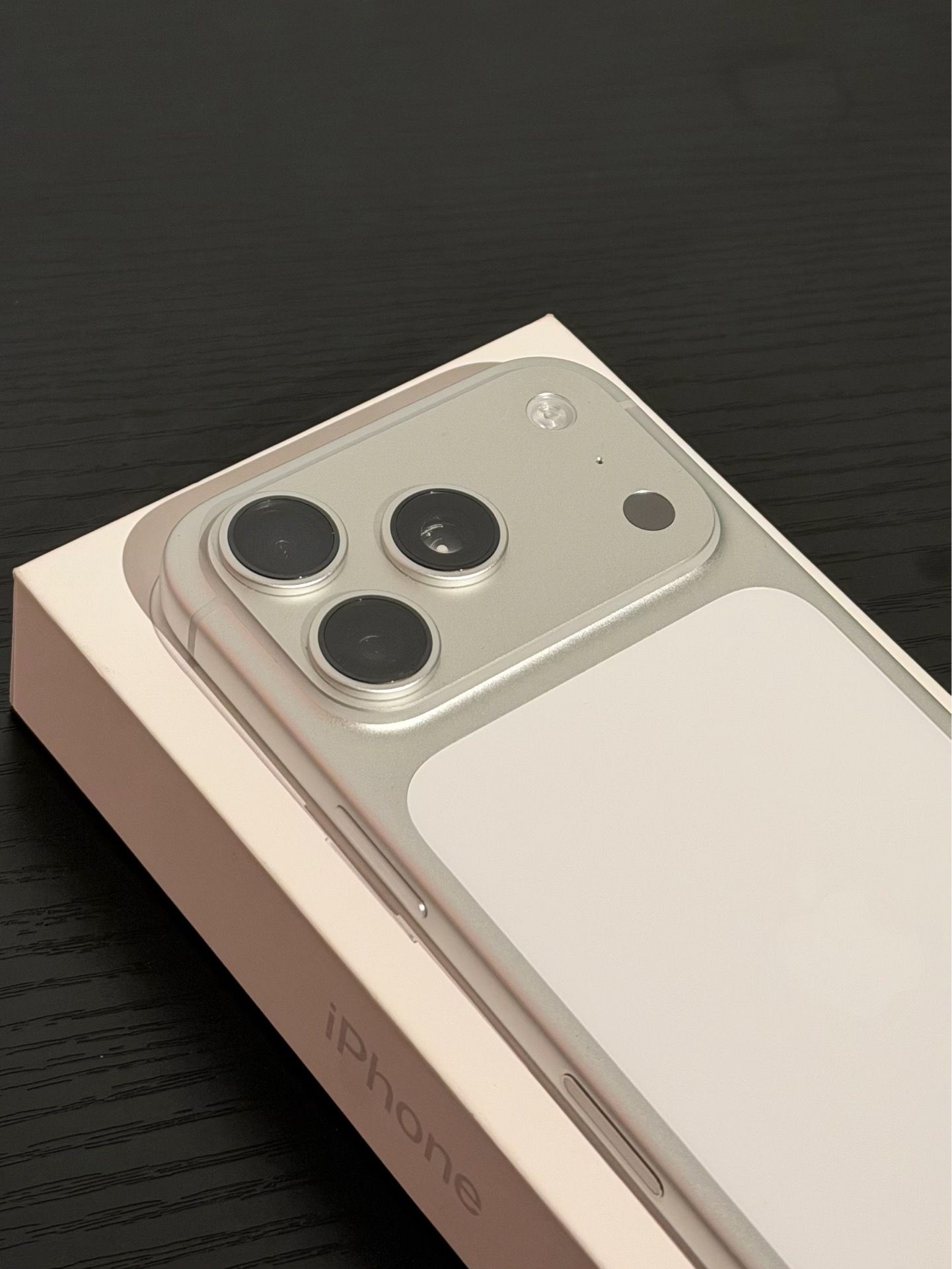 IPhone 17 pro 256gb Silver Unlocked ✅