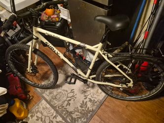 SURLY WORLD TROLLOR Bike