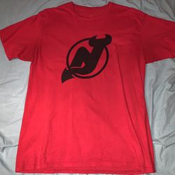 New Jersey Devils Red Taylor Hall #9 Shirt; Men’s L