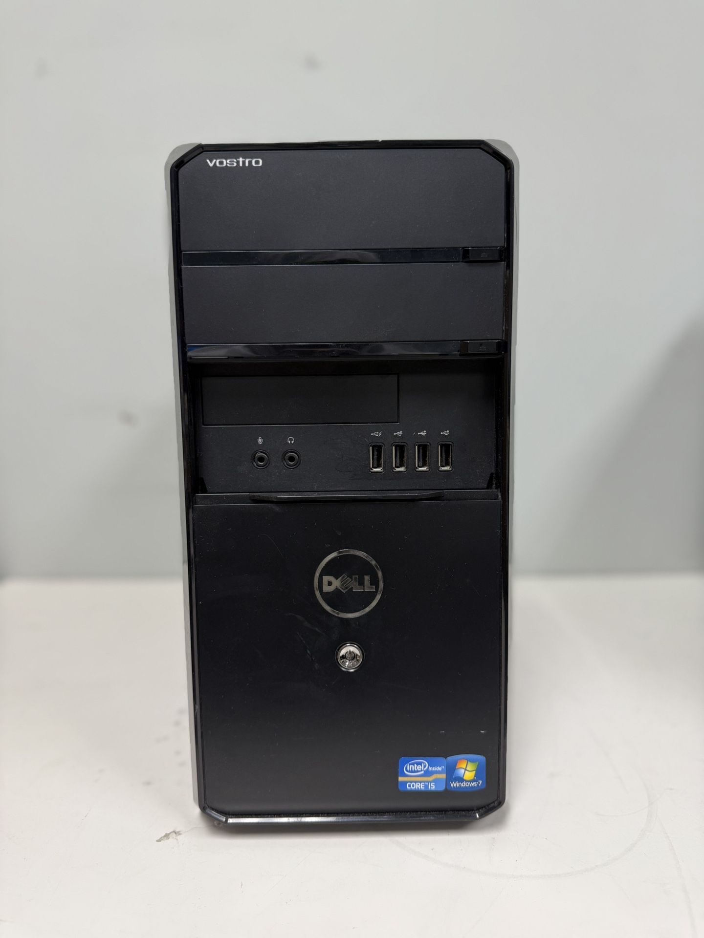 Dell Computer Tower Intel (R) Core (TM)