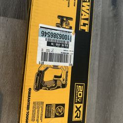 Dewalt Saw 