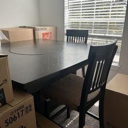 Dining Room Table For Sale! Moving. Willing To Negotiate 