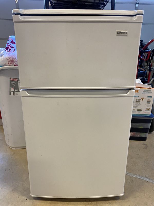 Kenmore Mini Refrigerator & Freezer for Sale in Puyallup, WA OfferUp