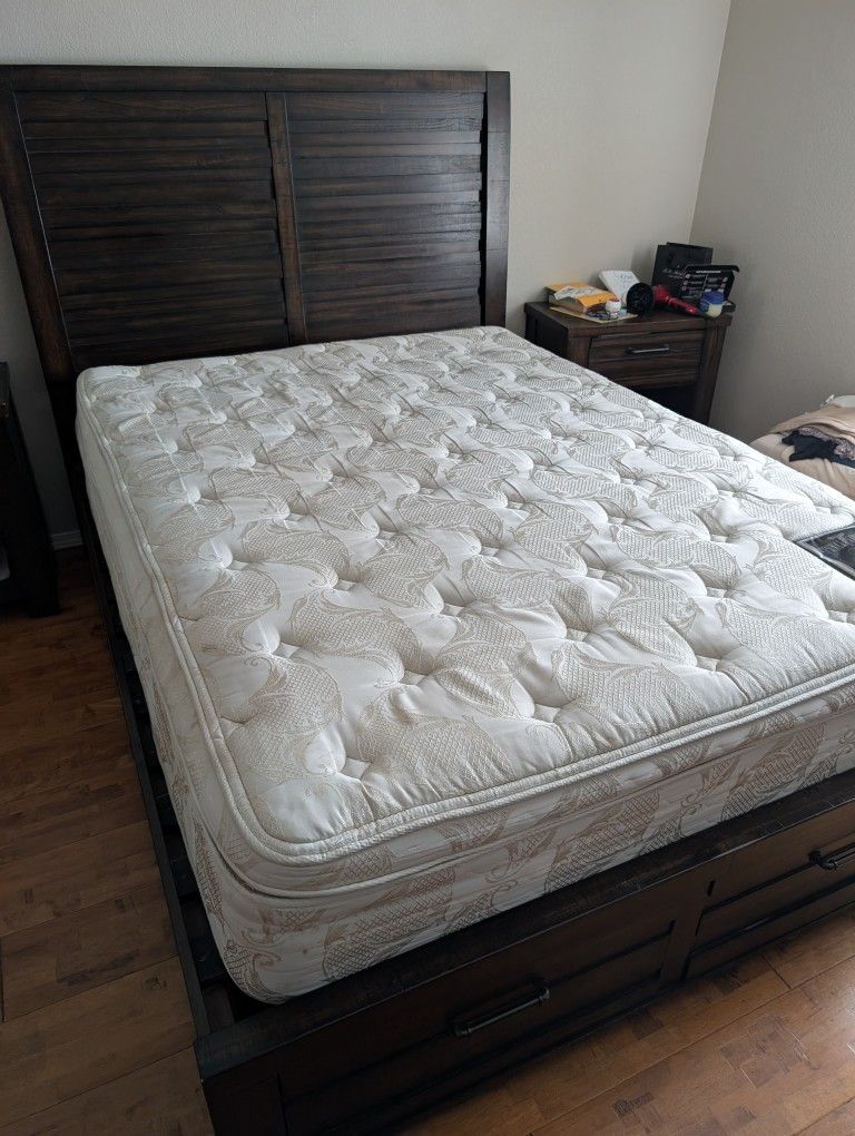 Mattress firm queen - $50