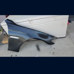 2011 - 2016 BMW 5 SERIES 530e 535i RIGHT FENDER PASSENGER SIDE GENUINE USED OEM. X4