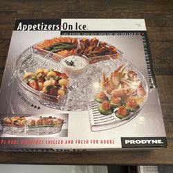 Priced Reduced - Great for holidays and all year round - Appetizers On Ice Revolving Server – Keeps Food Chilled
