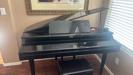 Yamaha Digital Grand Piano CLP555