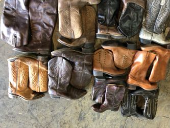 Used cowgirl boots 2025 near me