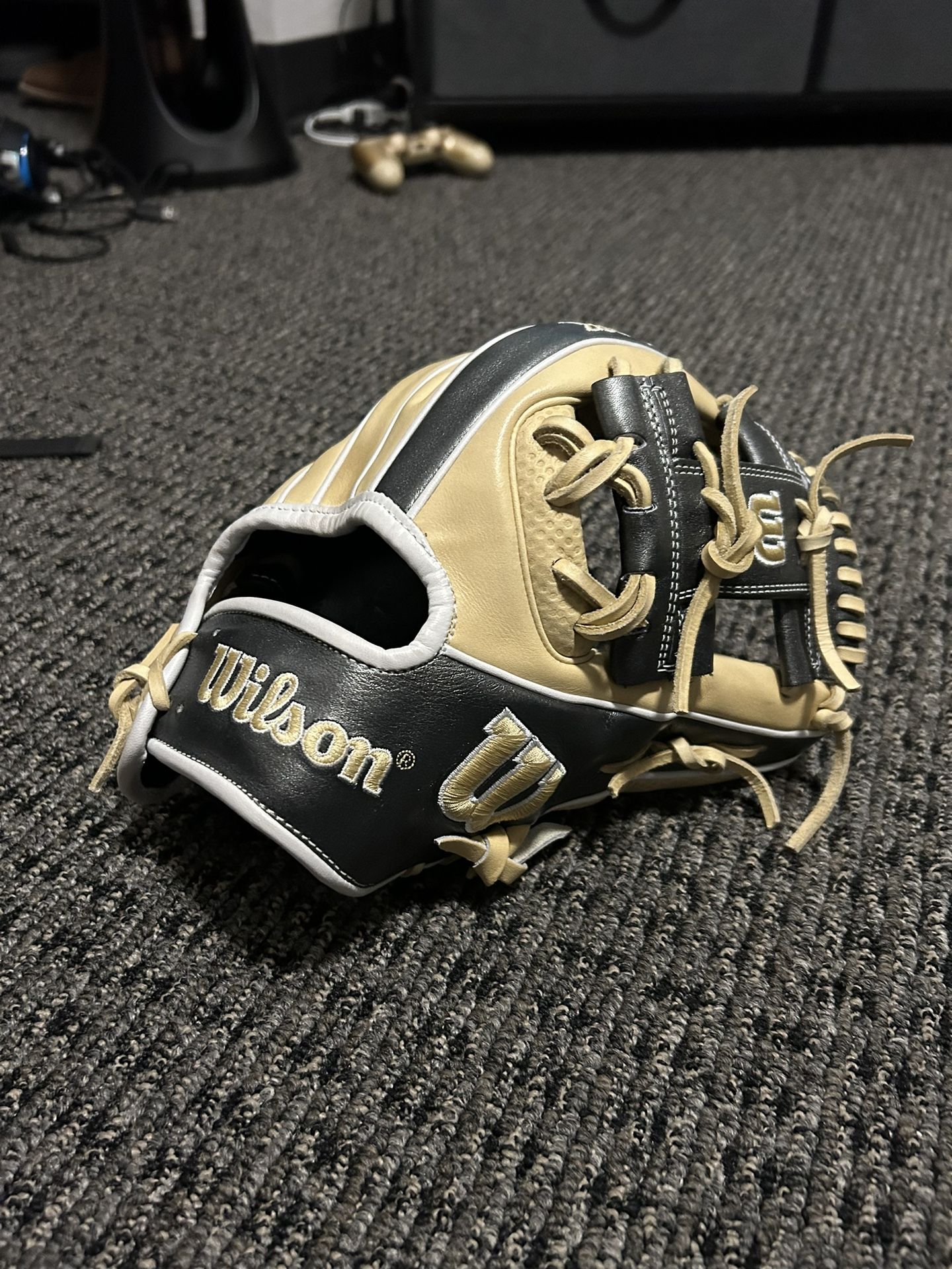 Custom Wilson A2K