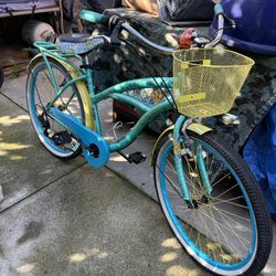 Margaritaville Beach Cruiser Bike — Great Condition