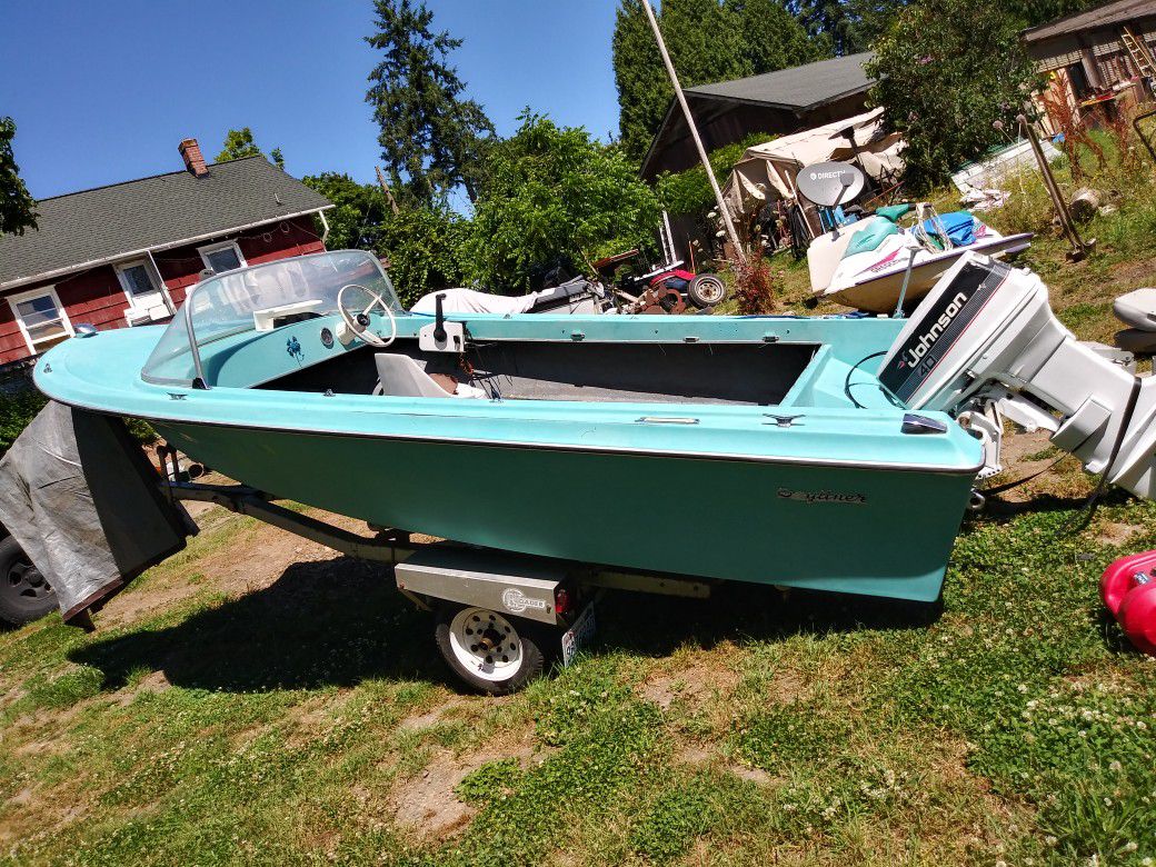 Classic 15' Bayliner w/ 40 h.p vro. electric start , great compression Johnson & solid trailer