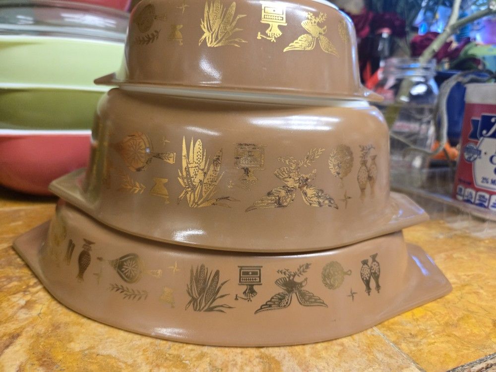 Pyrex Early American LG Divided Dish And 2 Smaller Cassaroles