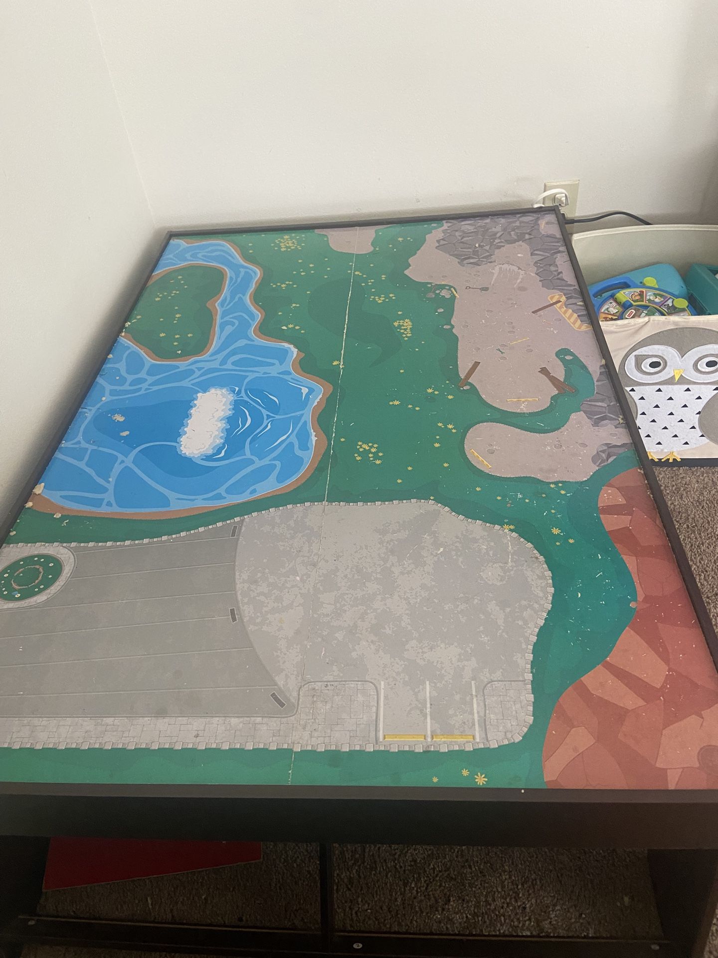 free playing table