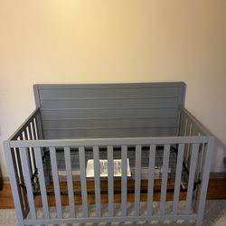 Pottery Barn Crib/ Can Be Toddler Bed