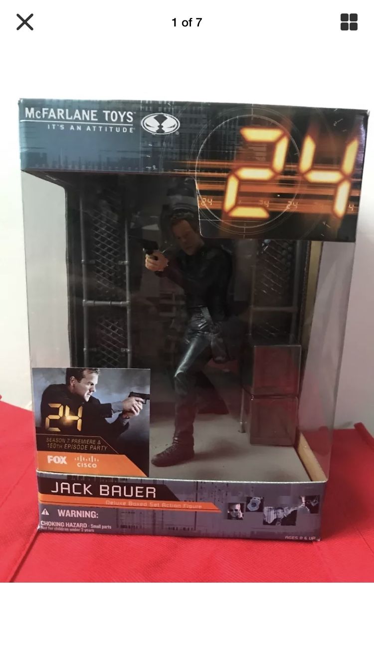 24 THE TV SHOW Jack Bauer Action Figure. And Set Pieces! (McFARLANE TOYS)