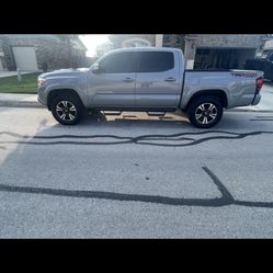 2018 Toyota Tacoma